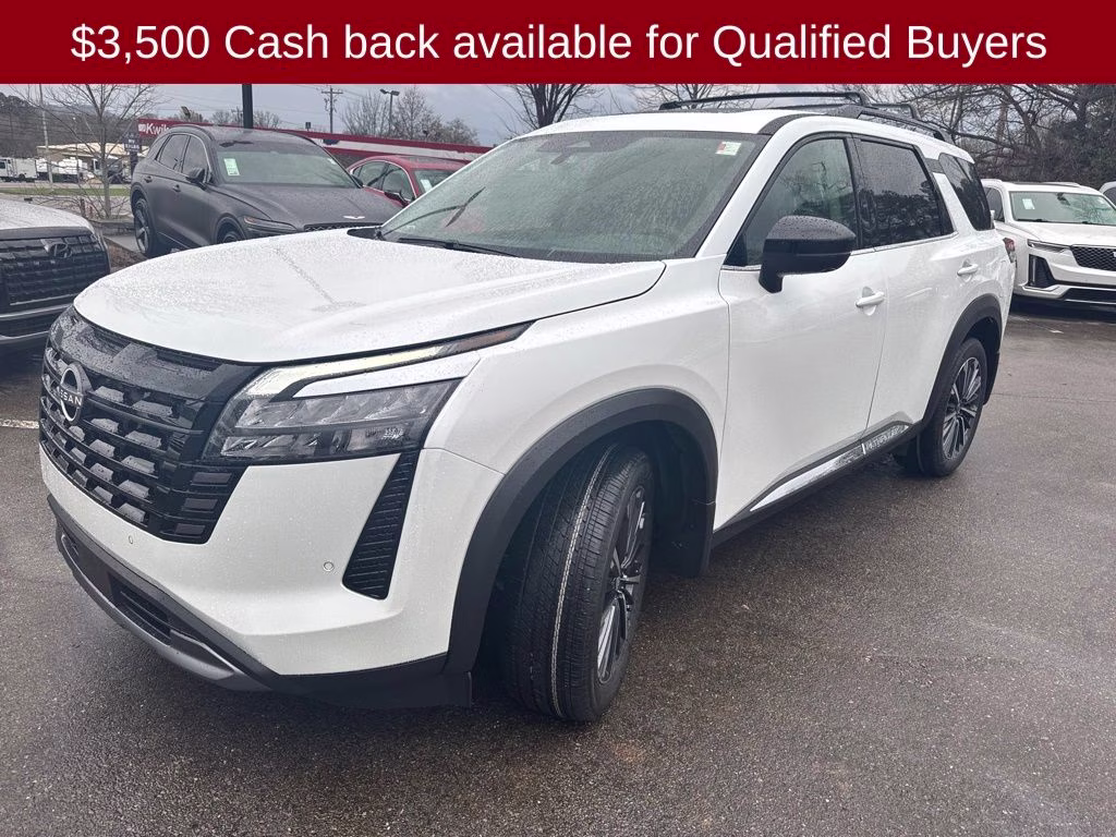 2026 Everest White Pearl Tricoat Nissan Pathfinder Platinum FWD SUV