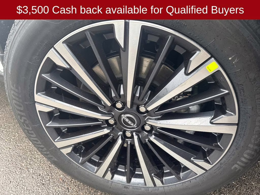 2026 Everest White Pearl Tricoat Nissan Pathfinder Platinum FWD SUV