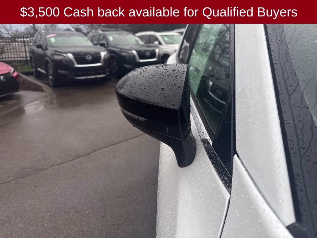 2026 Everest White Pearl Tricoat Nissan Pathfinder Platinum FWD SUV