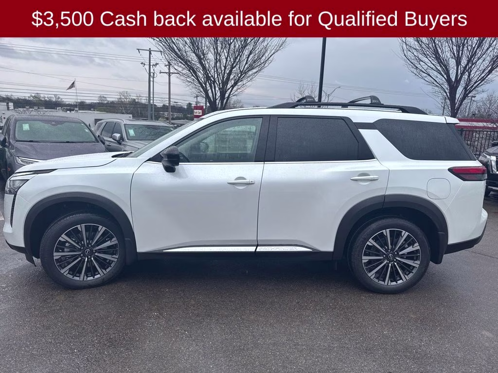 2026 Everest White Pearl Tricoat Nissan Pathfinder Platinum FWD SUV