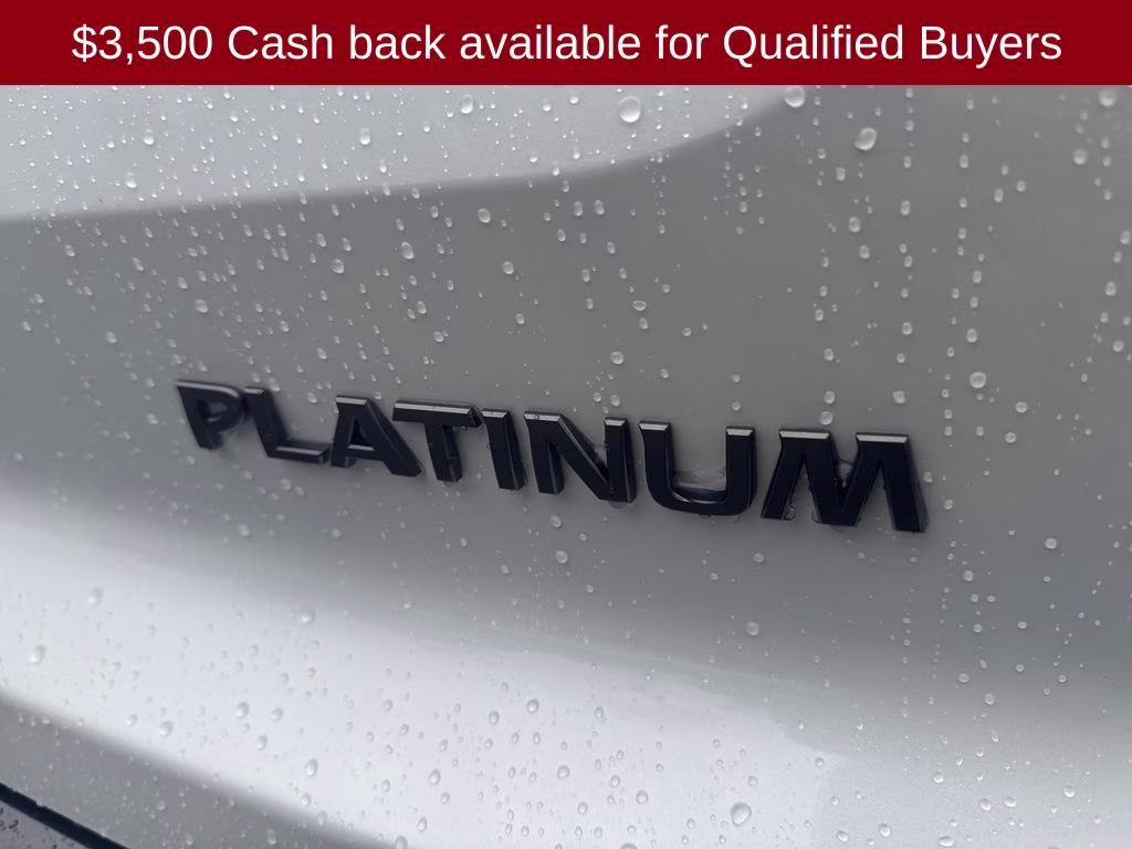 2026 Everest White Pearl Tricoat Nissan Pathfinder Platinum FWD SUV