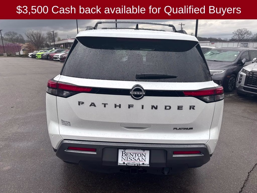 2026 Everest White Pearl Tricoat Nissan Pathfinder Platinum FWD SUV