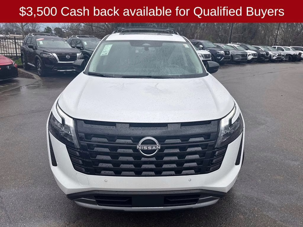 2026 Everest White Pearl Tricoat Nissan Pathfinder Platinum FWD SUV
