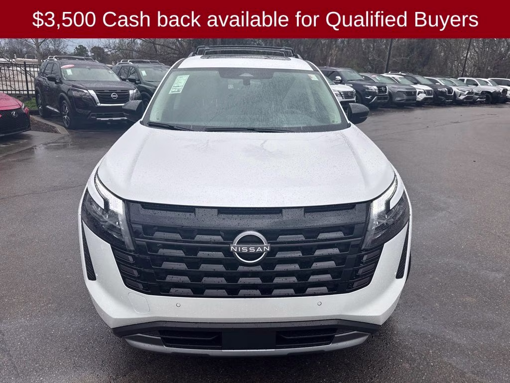 2026 Everest White Pearl Tricoat Nissan Pathfinder Platinum FWD SUV