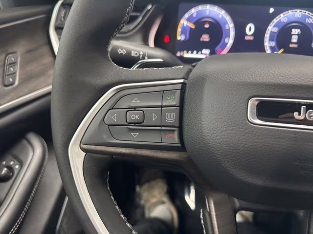 2026 Bright White Clearcoat Jeep Grand Cherokee L Limited 4X4 SUV