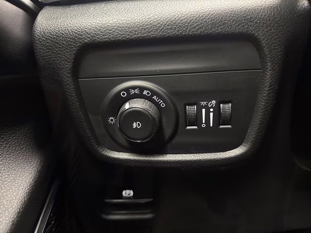 2026 Bright White Clearcoat Jeep Grand Cherokee L Limited 4X4 SUV