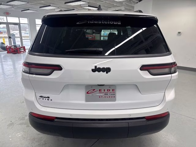 2026 Bright White Clearcoat Jeep Grand Cherokee L Limited 4X4 SUV