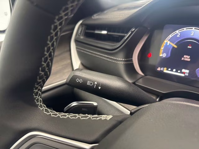 2026 Bright White Clearcoat Jeep Grand Cherokee L Limited 4X4 SUV