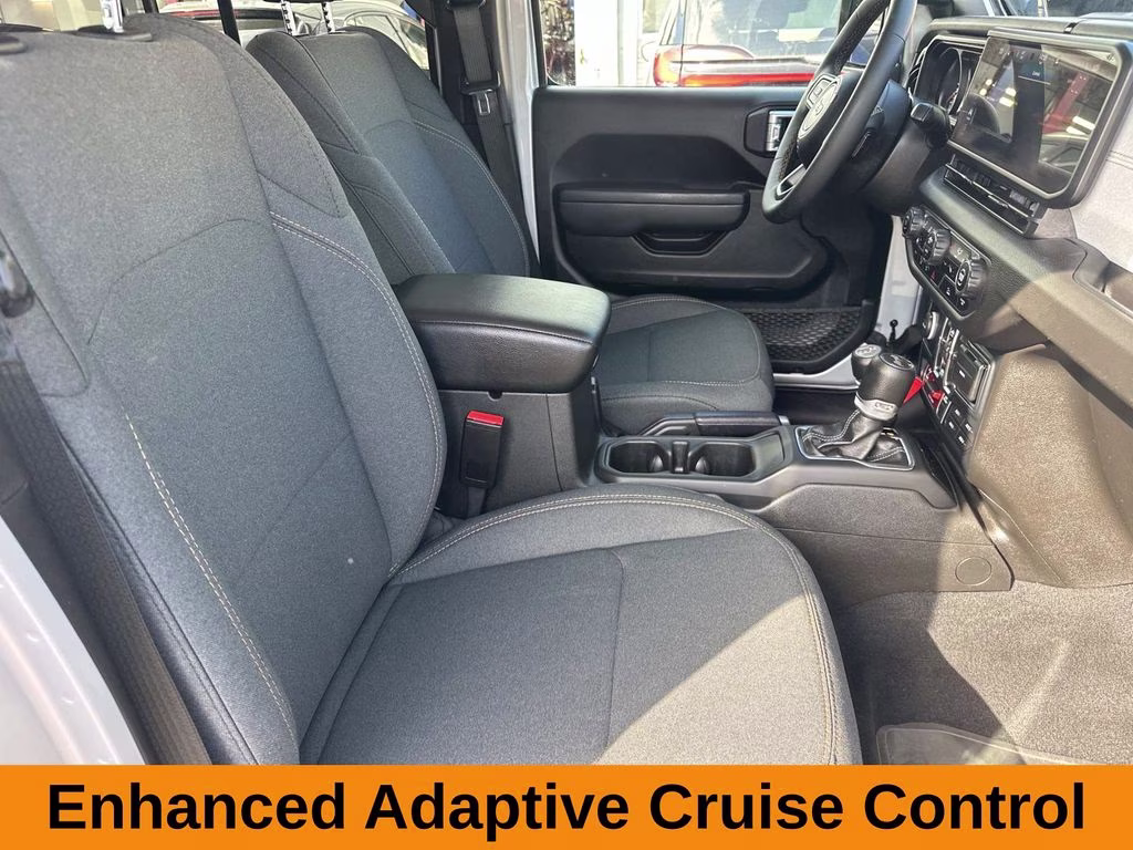 2024 Silver Zynith Clearcoat Jeep Wrangler Willys 4X4 SUV