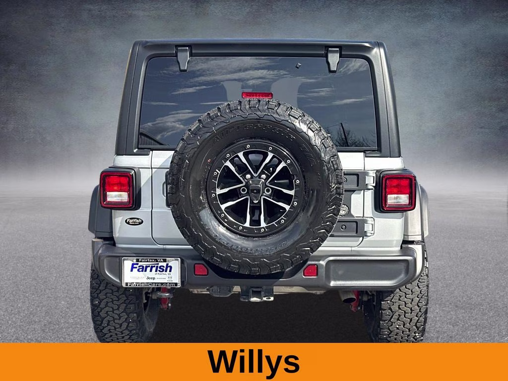 2024 Silver Zynith Clearcoat Jeep Wrangler Willys 4X4 SUV