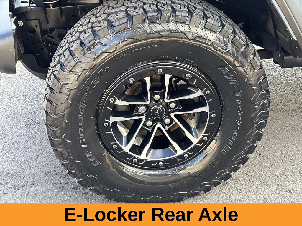 2024 Silver Zynith Clearcoat Jeep Wrangler Willys 4X4 SUV