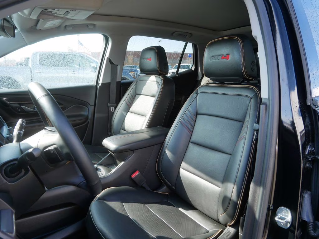 2023 Ebony Twilight Metallic GMC Terrain AT4 AWD SUV