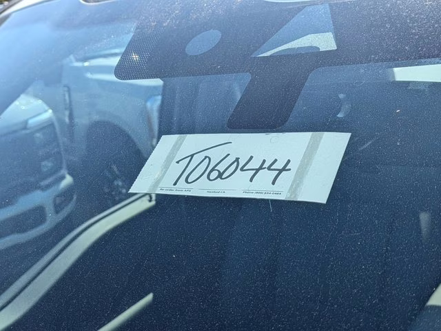 2026 Oxford White Ford Super Duty F-550 DRW XL 4X4 Truck