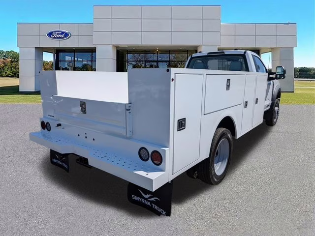 2026 Oxford White Ford Super Duty F-550 DRW XL 4X4 Truck