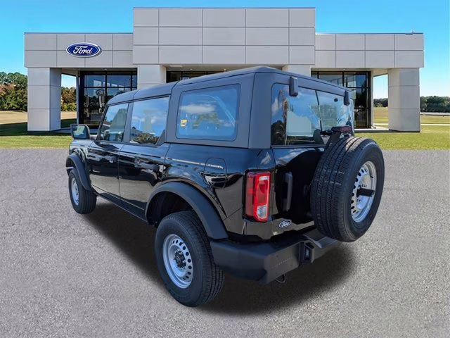 2026 Shadow Black Ford Bronco 4X4 Convertible