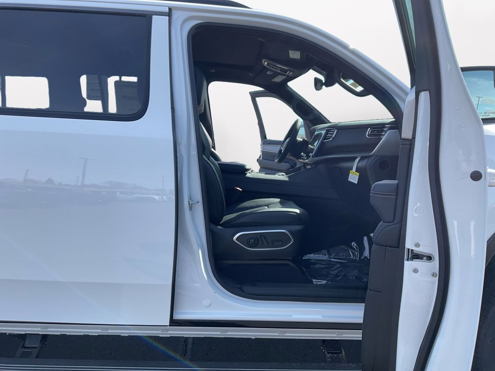 2026 Bright White Clearcoat Jeep Grand Wagoneer L Limited Reserve 4X4 SUV