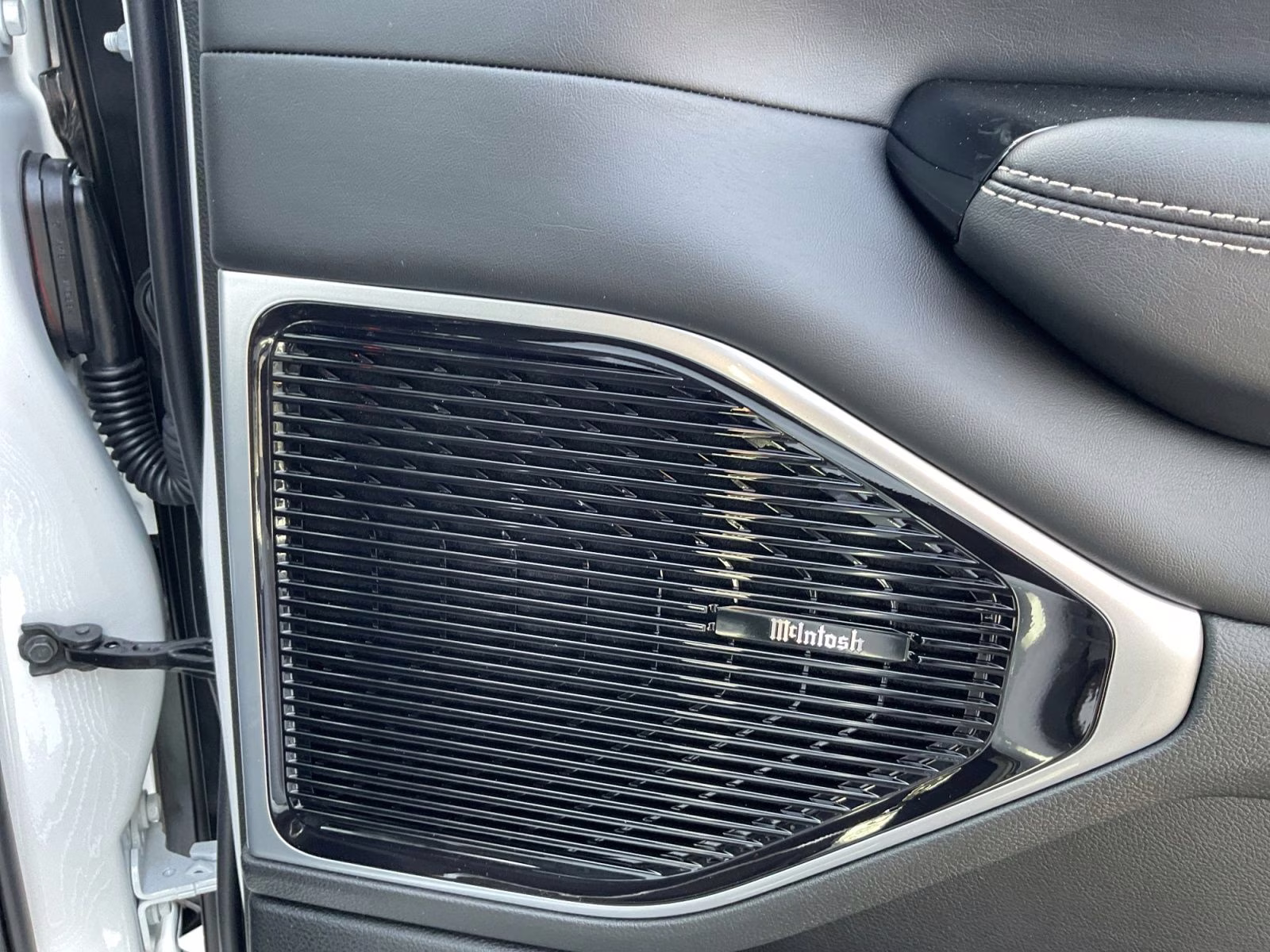 2026 Bright White Clearcoat Jeep Grand Wagoneer L Limited Reserve 4X4 SUV