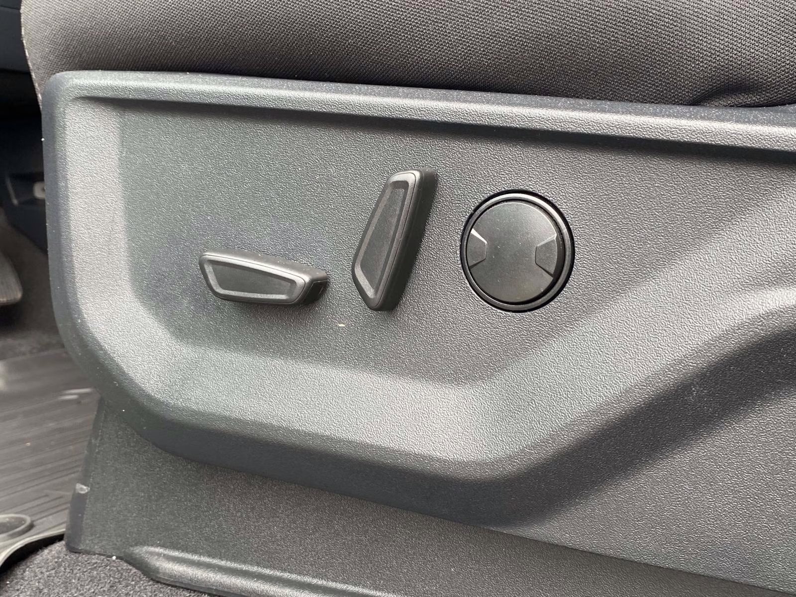 2026 Gray Metallic Ford F-150 XLT 4X4 Truck