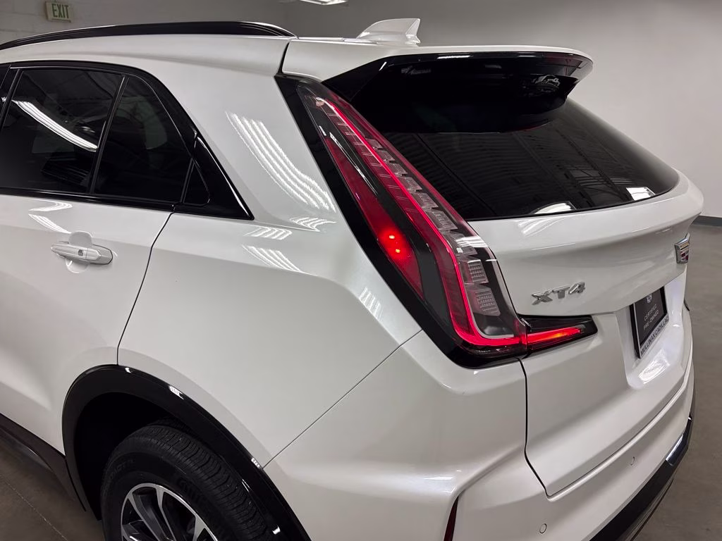 2024 Crystal White Tricoat Cadillac XT4 Sport FWD SUV