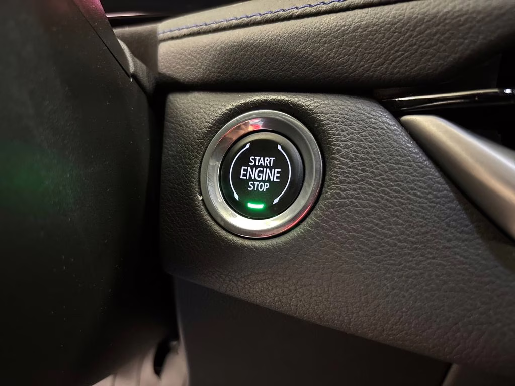 2024 Crystal White Tricoat Cadillac XT4 Sport FWD SUV