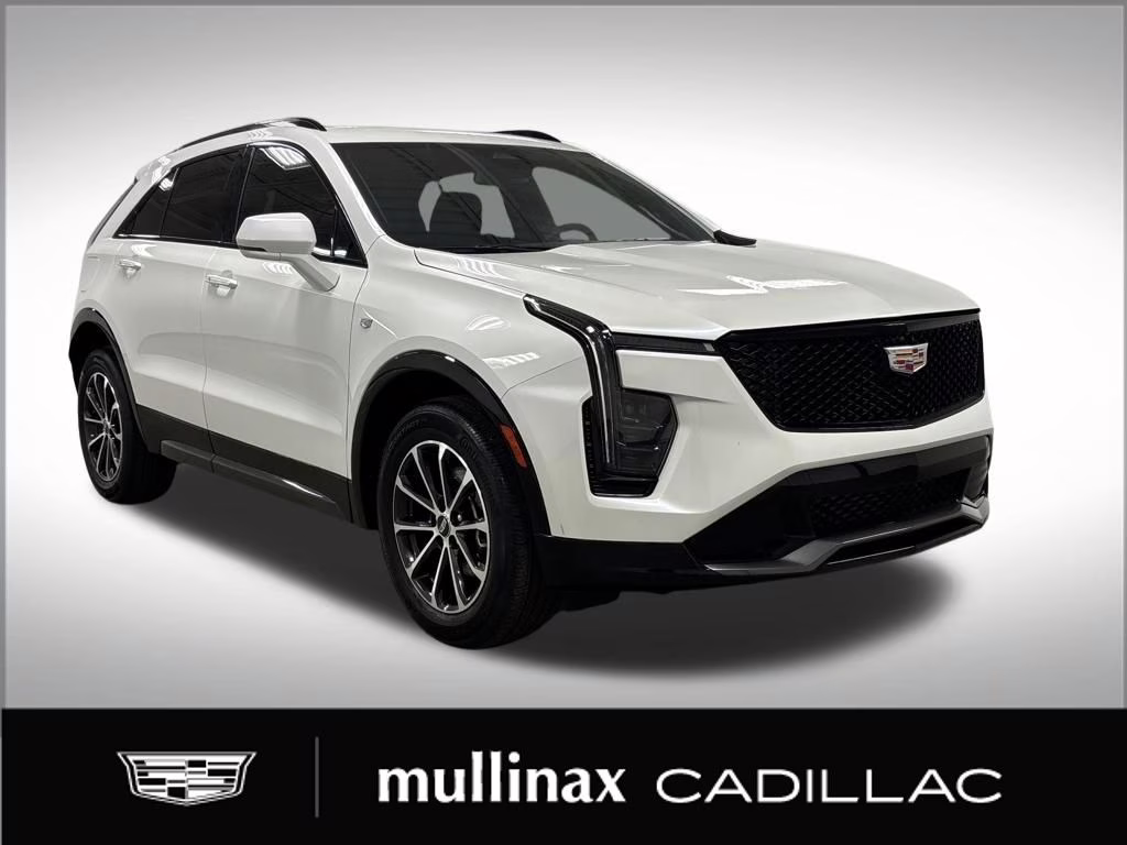 2024 Crystal White Tricoat Cadillac XT4 Sport FWD SUV