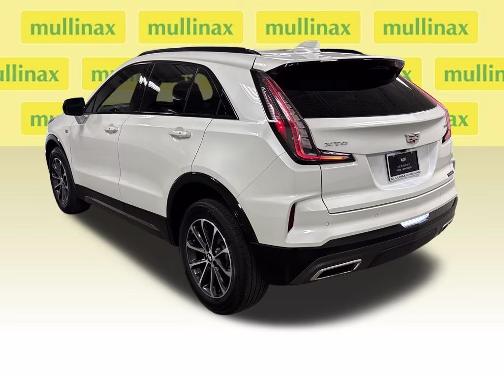 2024 Crystal White Tricoat Cadillac XT4 Sport FWD SUV