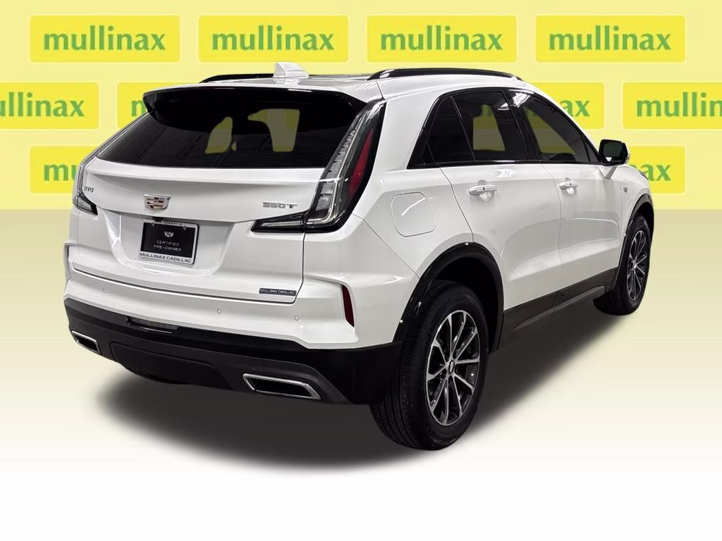2024 Crystal White Tricoat Cadillac XT4 Sport FWD SUV