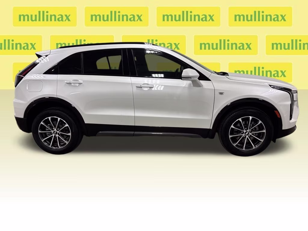2024 Crystal White Tricoat Cadillac XT4 Sport FWD SUV
