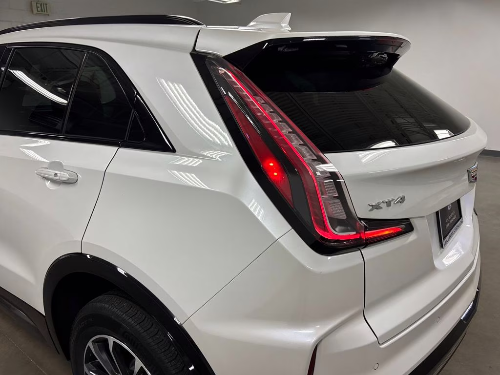 2024 Crystal White Tricoat Cadillac XT4 Sport FWD SUV