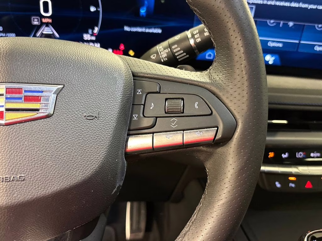 2024 Crystal White Tricoat Cadillac XT4 Sport FWD SUV