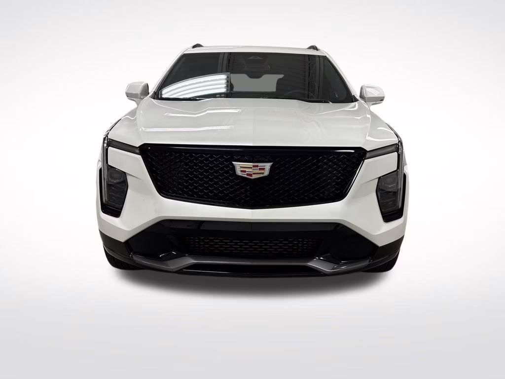 2024 Crystal White Tricoat Cadillac XT4 Sport FWD SUV