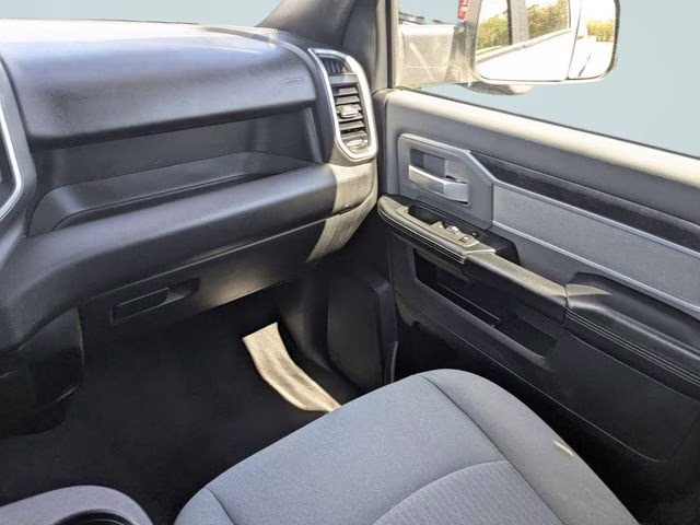 2022 Bright White Clearcoat Ram 2500 Big Horn 4X4 Truck