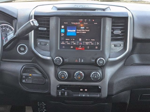 2022 Bright White Clearcoat Ram 2500 Big Horn 4X4 Truck