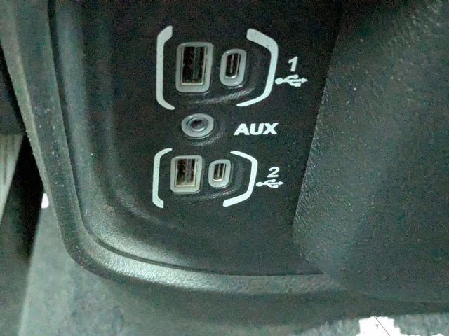 2022 Bright White Clearcoat Ram 2500 Big Horn 4X4 Truck