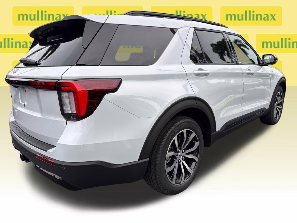 2026 Space White Metallic Ford Explorer ST-Line RWD SUV