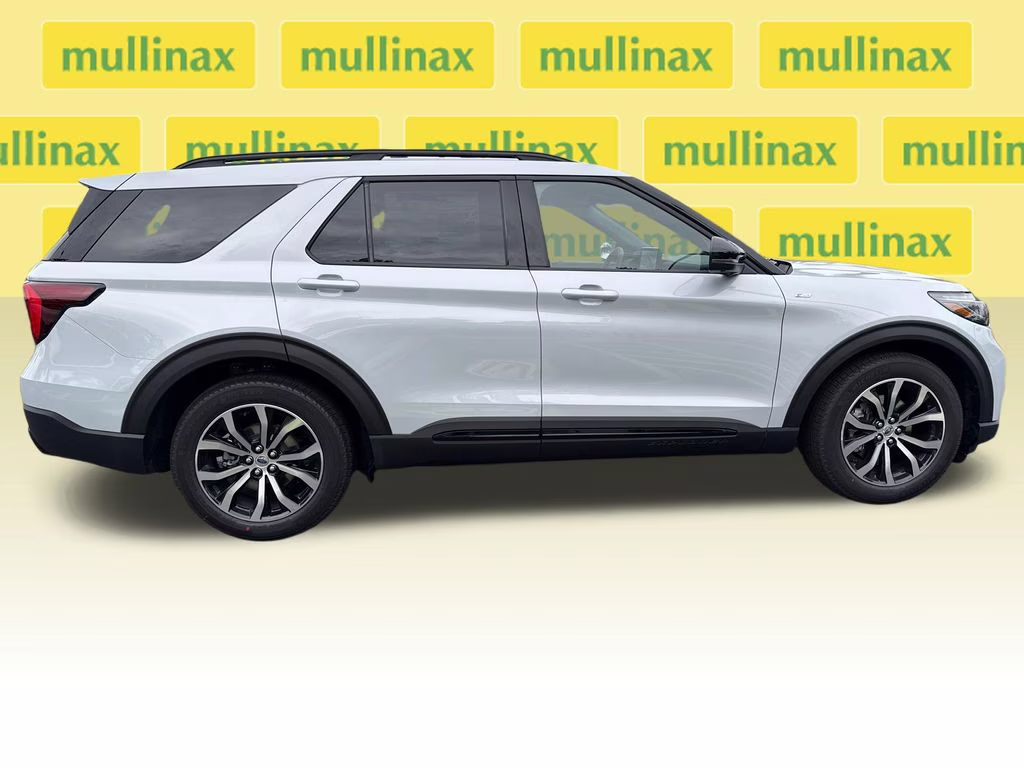 2026 Space White Metallic Ford Explorer ST-Line RWD SUV