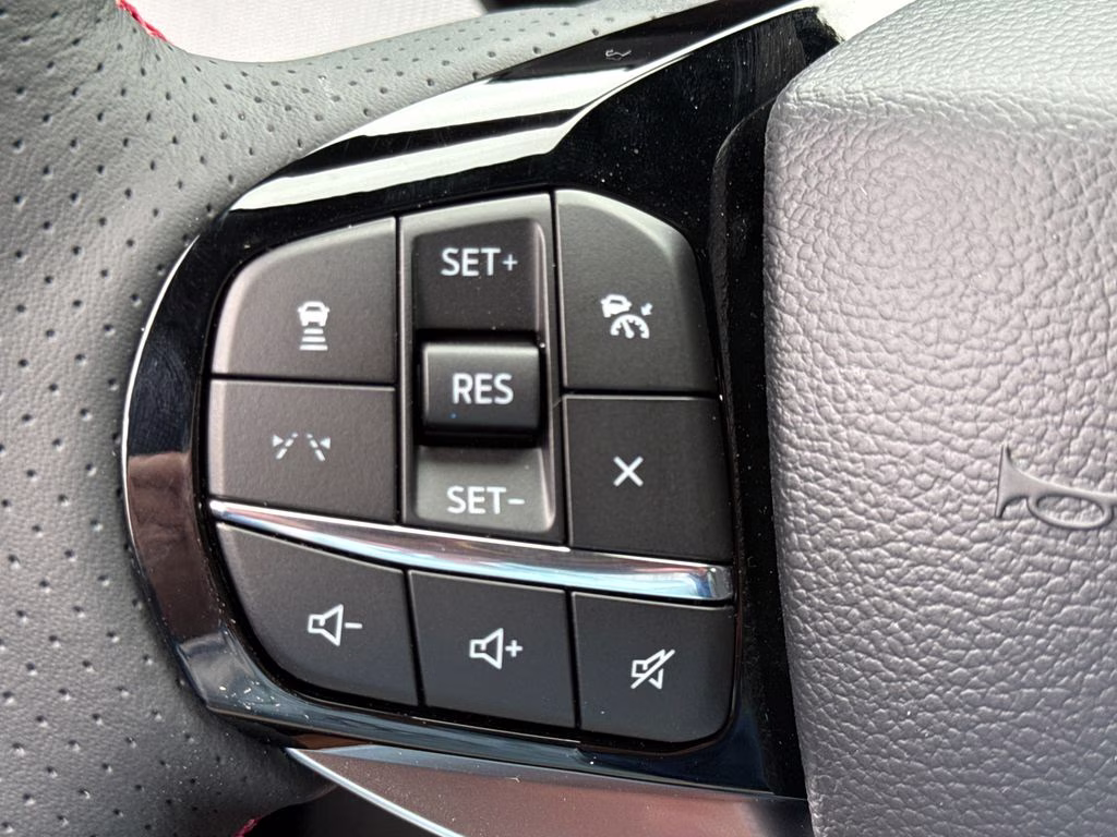 2026 Space White Metallic Ford Explorer ST-Line RWD SUV