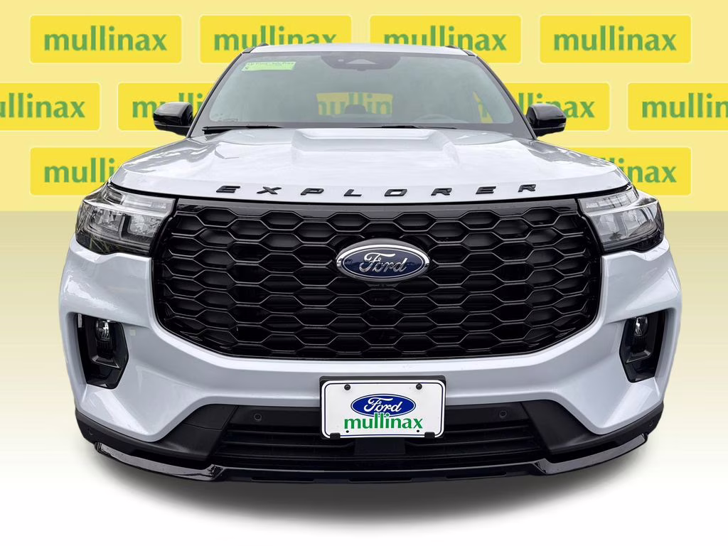 2026 Space White Metallic Ford Explorer ST-Line RWD SUV