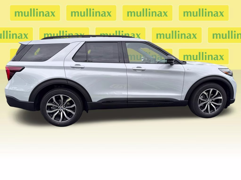 2026 Space White Metallic Ford Explorer ST-Line RWD SUV