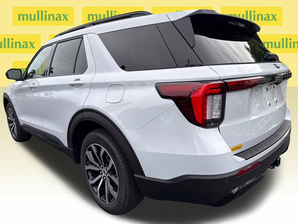 2026 Space White Metallic Ford Explorer ST-Line RWD SUV