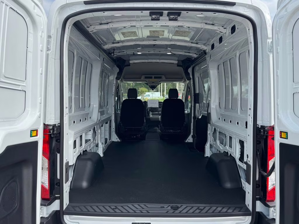 2026 Oxford White Ford Transit-250 Base RWD Van