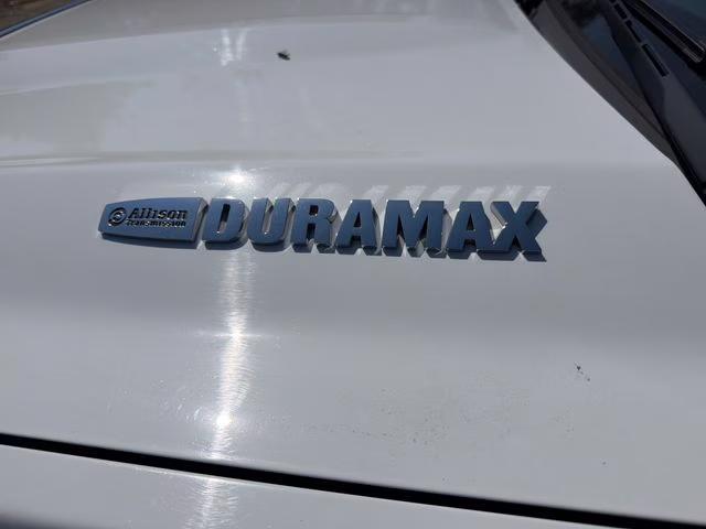 2018 Summit White Chevrolet Silverado 2500HD LT 4X4 Truck