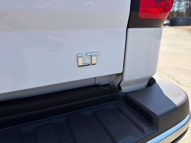 2018 Summit White Chevrolet Silverado 2500HD LT 4X4 Truck