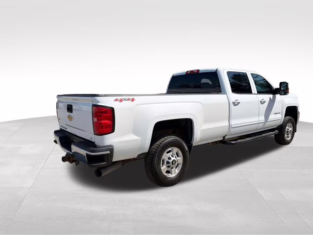 2018 Summit White Chevrolet Silverado 2500HD LT 4X4 Truck
