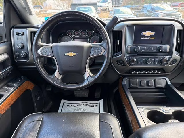 2017 Graphite Metallic Chevrolet Silverado 2500HD High Country 4X4 Truck