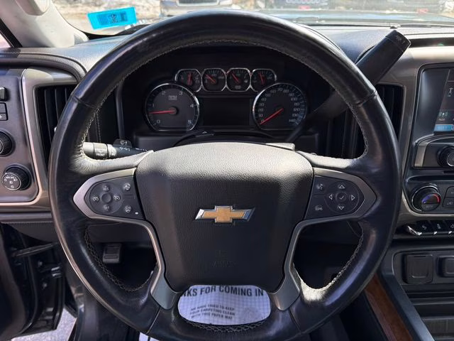 2017 Graphite Metallic Chevrolet Silverado 2500HD High Country 4X4 Truck