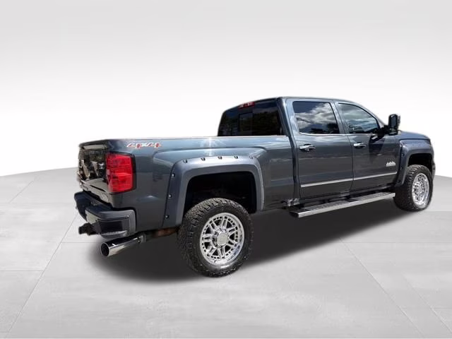 2017 Graphite Metallic Chevrolet Silverado 2500HD High Country 4X4 Truck