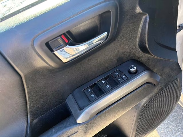 2017 Silver Sky Metallic Toyota Tacoma TRD Off-Road 4X4 Truck