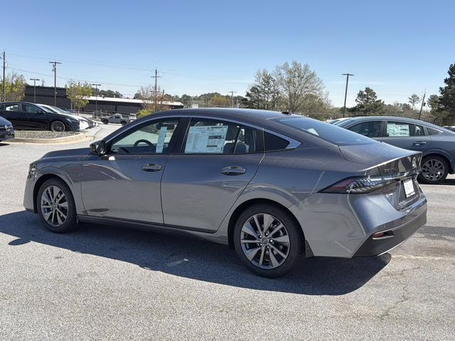 2026 Gun Metallic Nissan Sentra SL FWD Sedan
