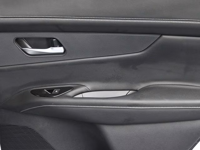 2025 Everest White Pearl Tricoat Nissan Murano SL AWD SUV